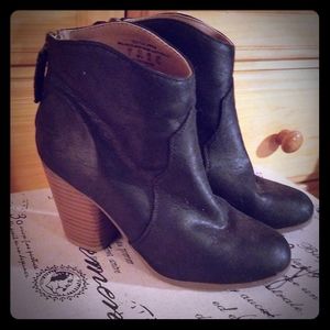 Route 66 black boots